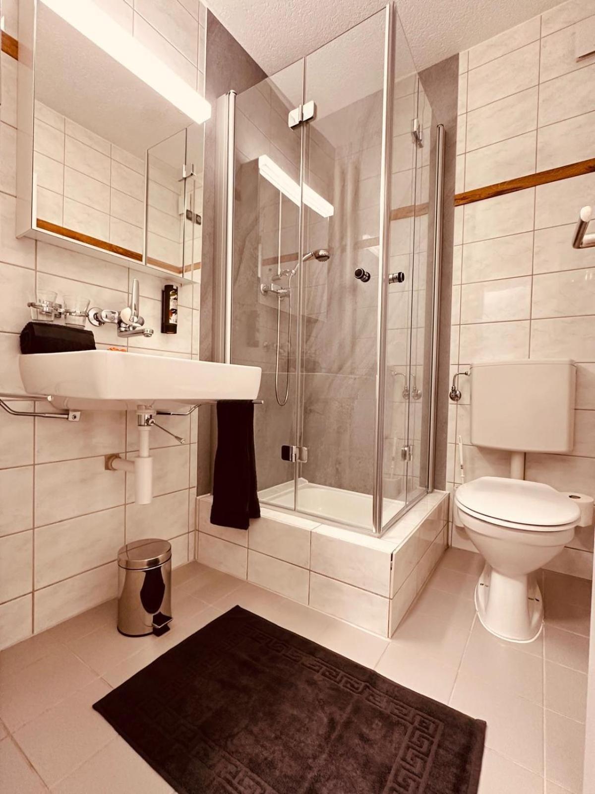 Business Hotel Riverside 더긴겐 외부 사진